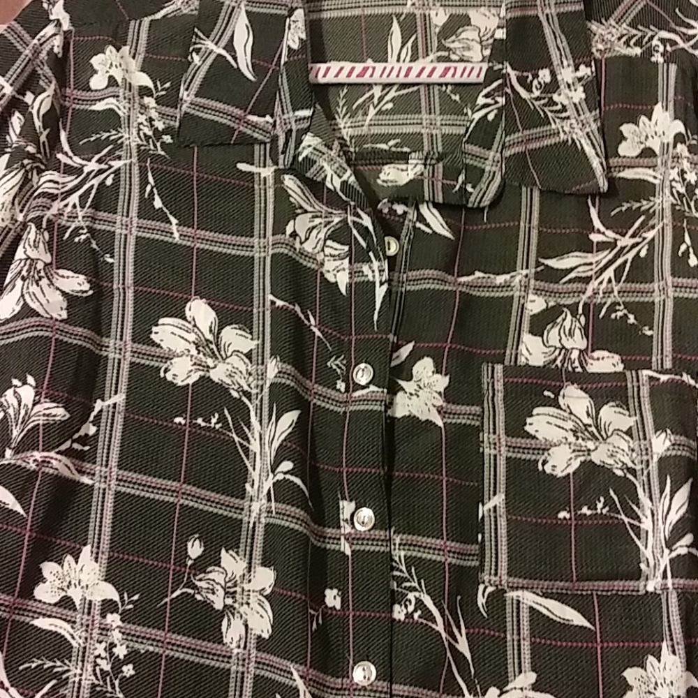 Blouse - Picture 3 of 3